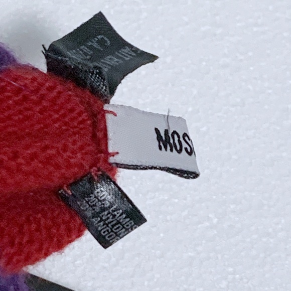 NWT💖 Moschino Italy heart gloves - Picture 4 of 4